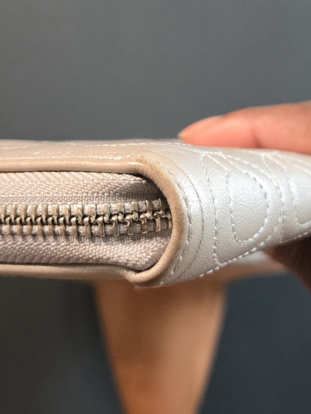 coach | zip around wallet | monogram | silver | metallic finish | vintage - Picture 10 of 11